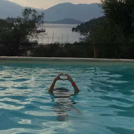 Apartament Lydia Katomerion