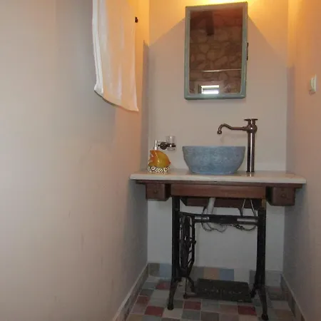 Lydia Apartment Katomerion