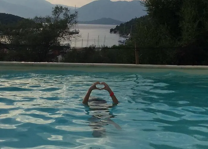 公寓 Lydia Katomerion